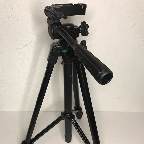 Velbon DF 40 Tripod New - Picture 1 of 16